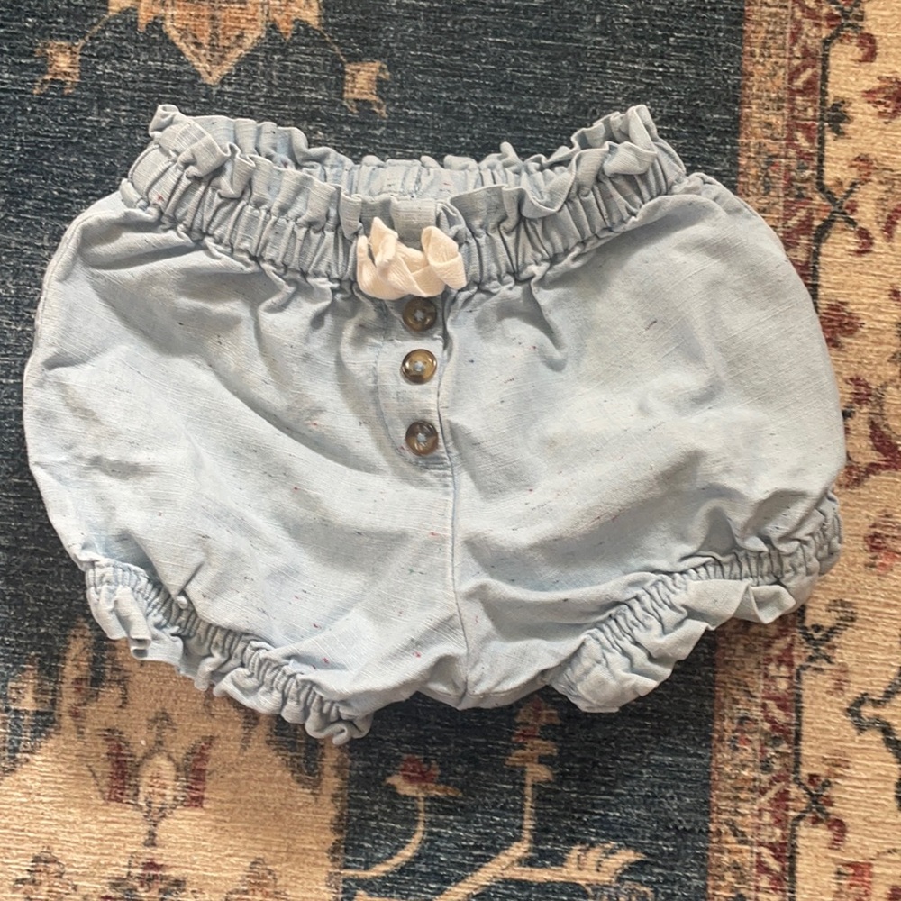 Hanna Andersson shorts. Size 75. Great condition.